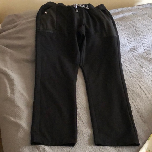 Figs scrub pants size medium worn once like new - Picture 1 of 8